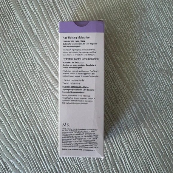 Mary Kay Timewise Age Fighting Moisturizer, combination to oily, NIB - Picture 2 of 2